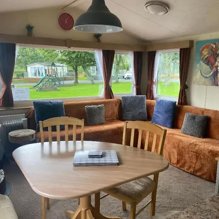 Dom wakacyjny 23 The Beeches *